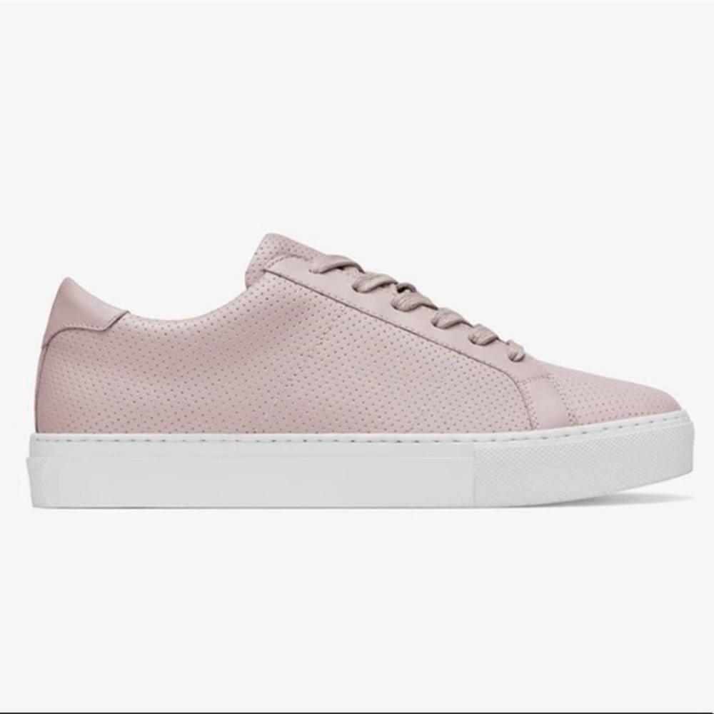 THE GREAT. Women's GREATS The Royale Perforated Blush Sneaker - Pink | Size: 8.5